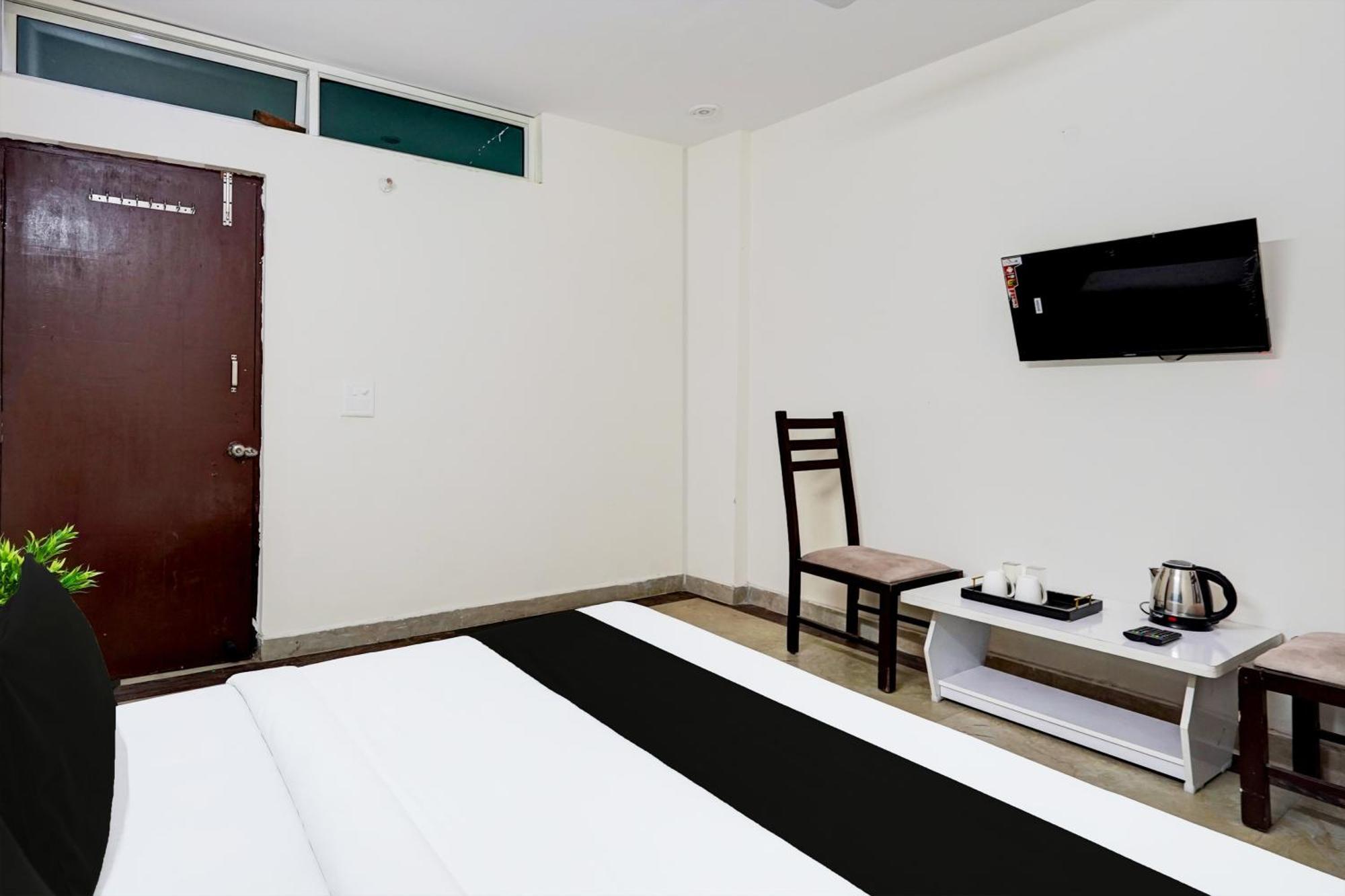 Hotel O Ashoka Inn Hotel Near Botanical Garden Noida Exterior foto