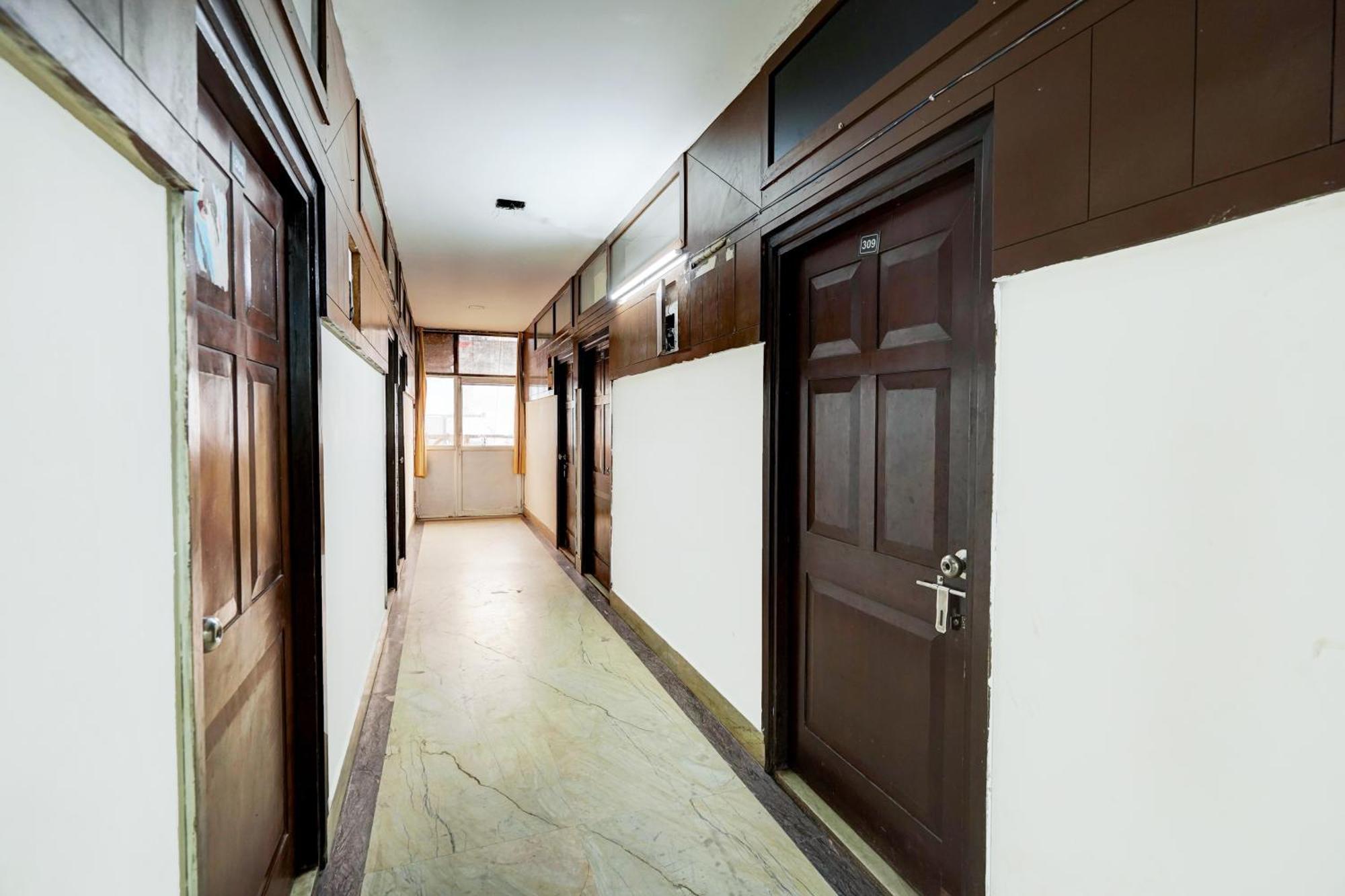 Hotel O Ashoka Inn Hotel Near Botanical Garden Noida Exterior foto